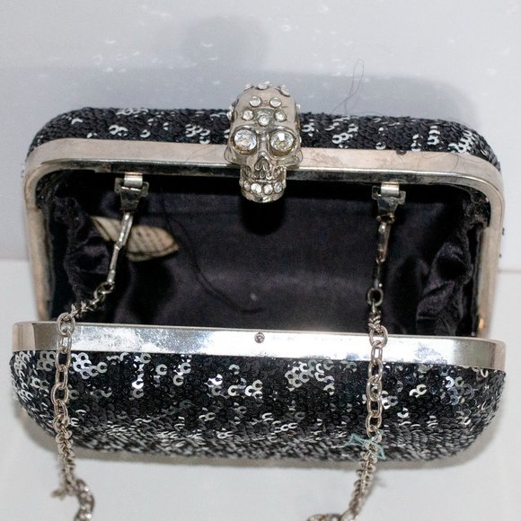 Unique “Skull with Diamonds” Black Crossbody Bag With Sequins - Picture 5 of 5